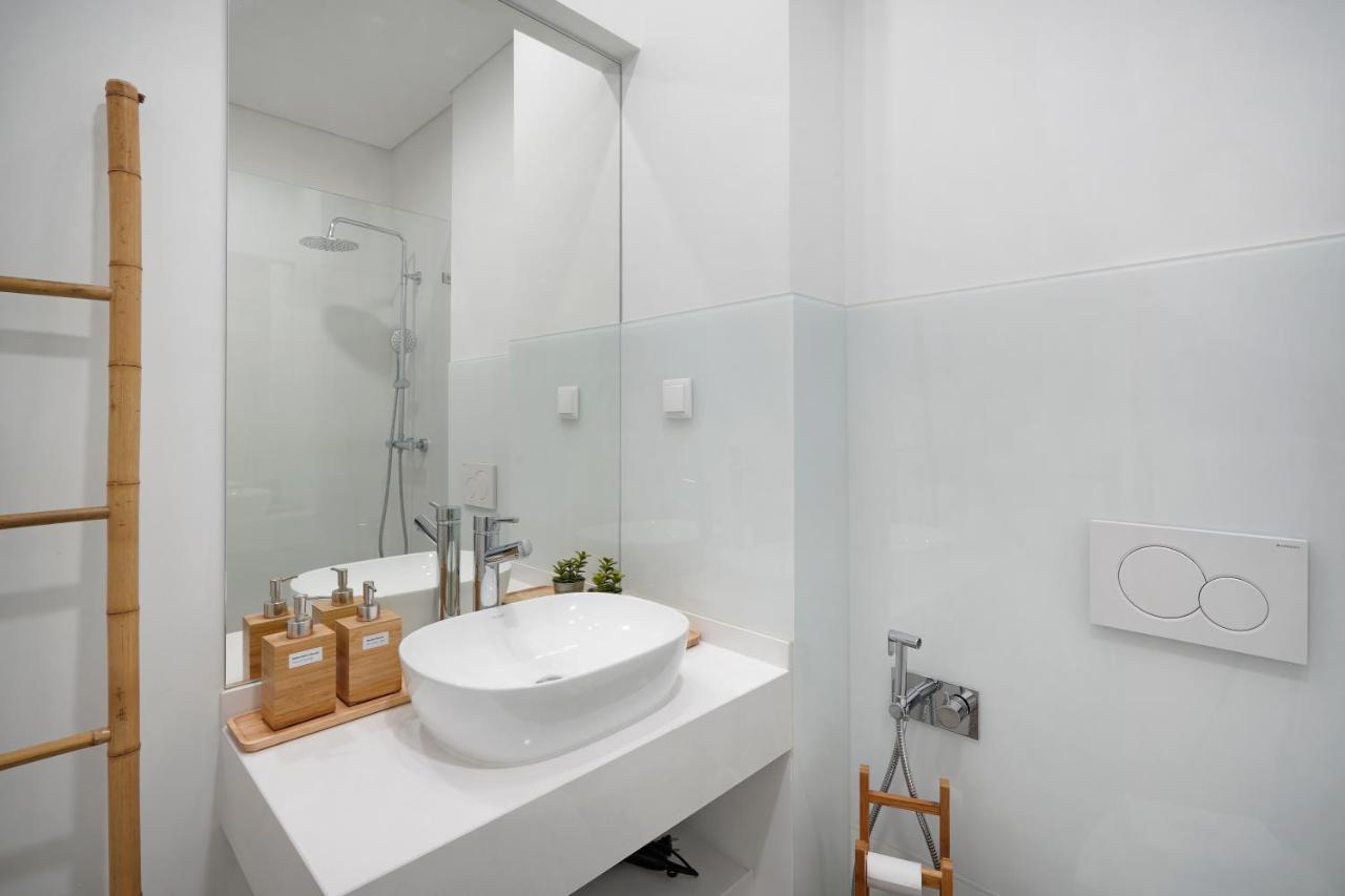 Costa Beach Apartment By The Portuguese Butler Costa de Caparica Εξωτερικό φωτογραφία